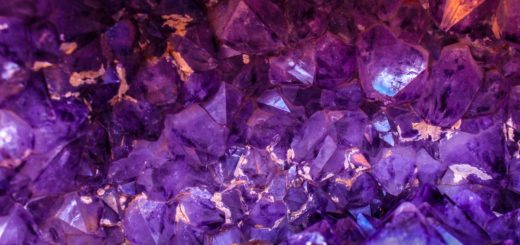 crystals for emotional chakra and mental clearing