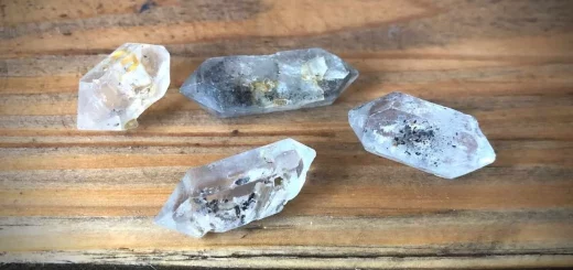 benefits of using a tibetan quartz crystal