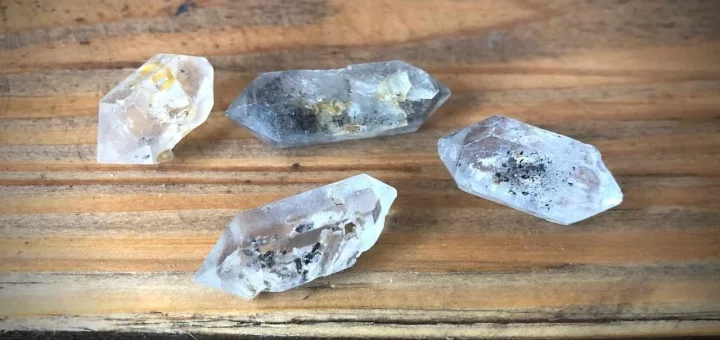 benefits of using a tibetan quartz crystal