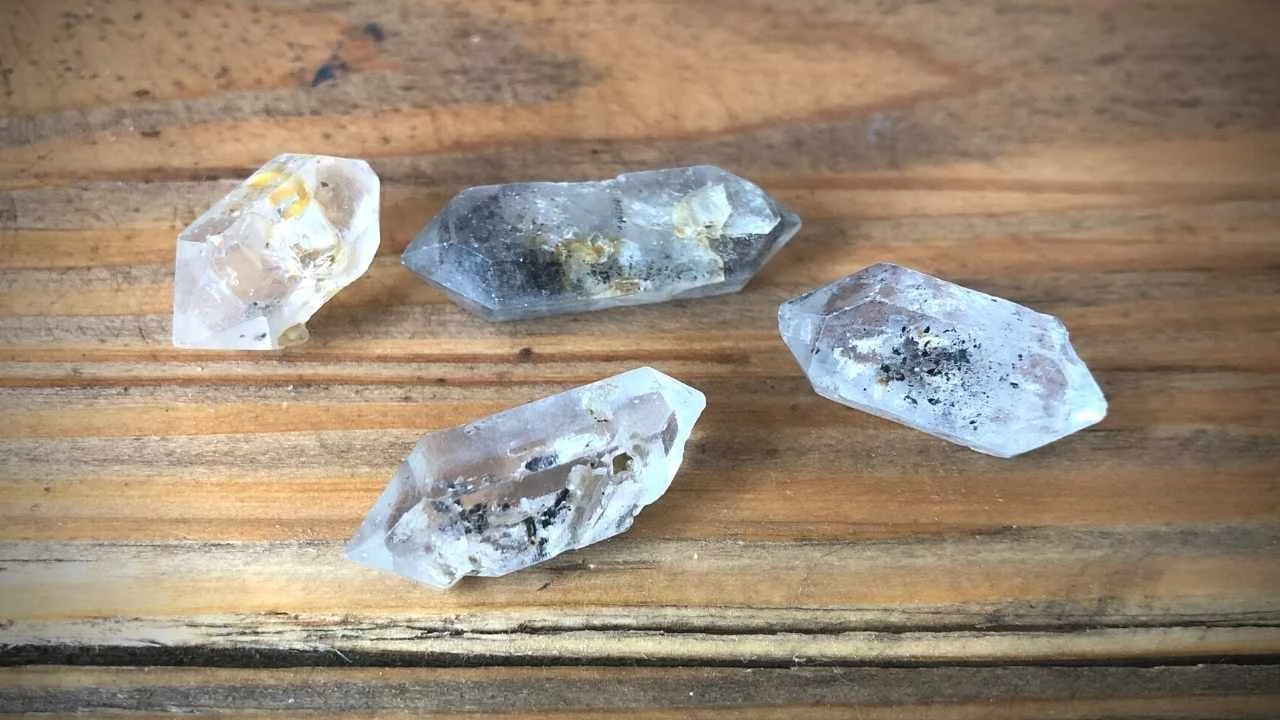 benefits of using a tibetan quartz crystal