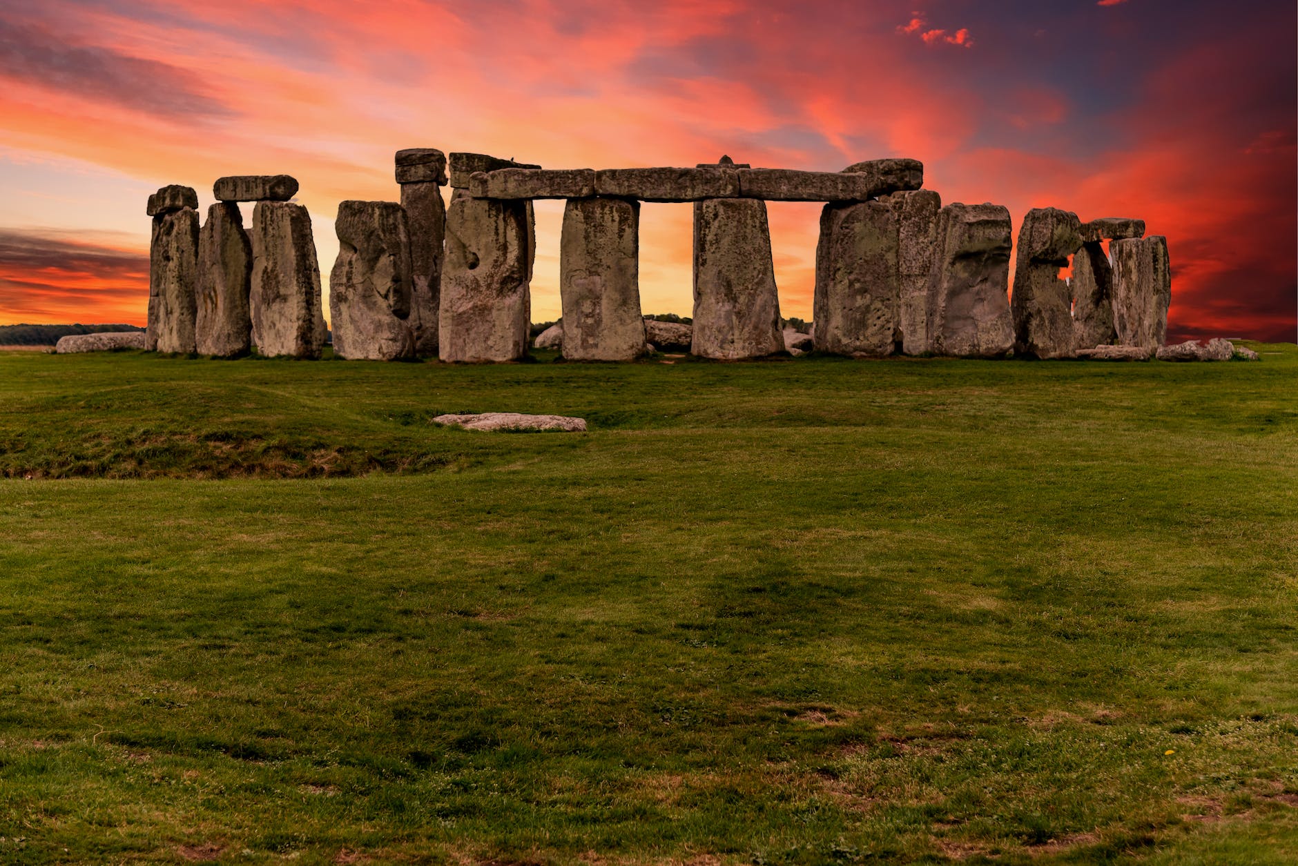 The Mystical Significance of Stonehenge: Exploring its Spiritual and Metaphysical Associations