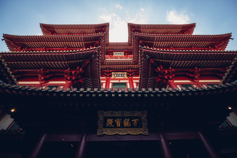 13 Taoist teachings that make letting go easier than you think